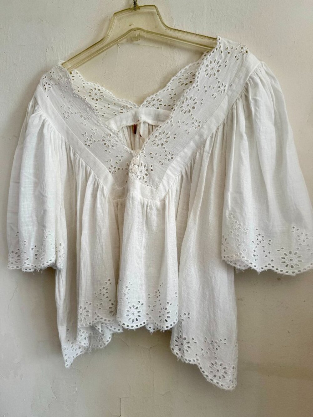 Free People Cotton Costa Eyelet Bohemian Peasant Top Size M - Picture 3 of 8